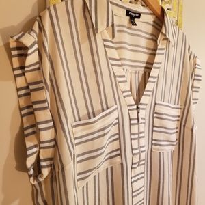 Express Cuff Sleeve Zip Blouse